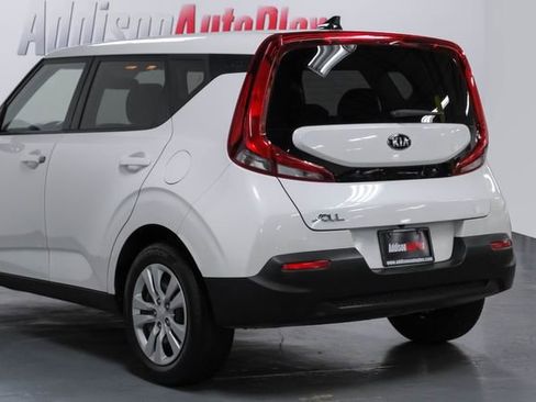 Used 2021 Kia Soul LX image 13