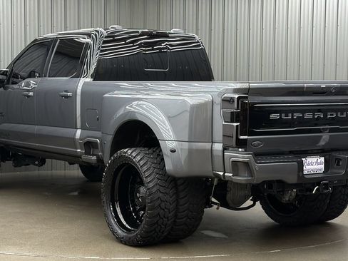 Used 2026 Ford F450 Platinum w/ FX4 Off-Road Package AWD/4WD image 3