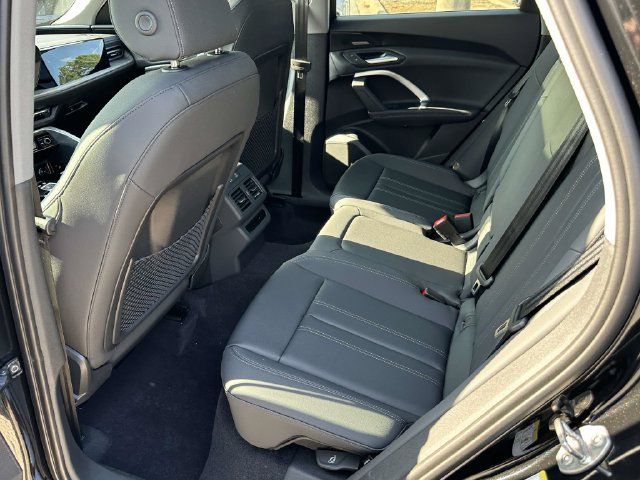 New 2026 Audi Q5 Premium AWD/4WD image 5