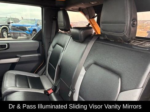 Used 2022 Ford Bronco Black Diamond image 17