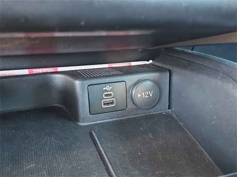 Used 2025 Ford Escape Active image 25