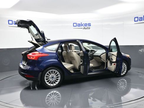 Used 2016 Ford Focus Electric Hatchback w/ Exterior Protection Package image 53