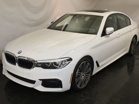 Used 2019 BMW 540i xDrive w/ M Sport Package AWD/4WD image 1