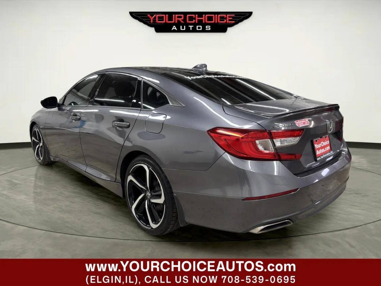 Used 2018 Honda Accord Sport image 3