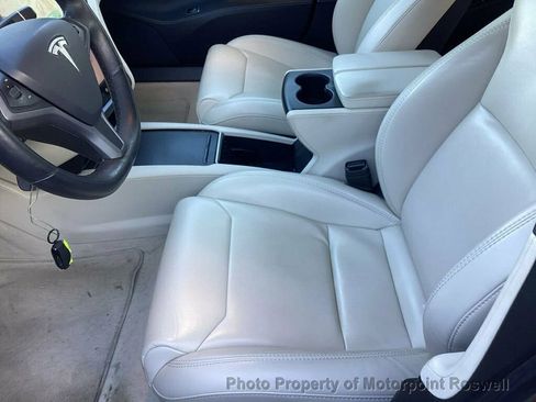 Used 2018 Tesla Model S 75D AWD/4WD image 2