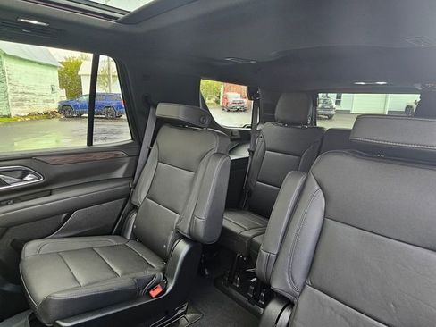 Used 2022 Chevrolet Tahoe LT w/ LT Signature Plus Package AWD/4WD image 25