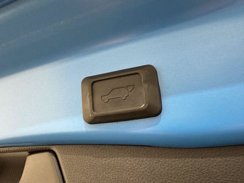 Used 2019 Toyota RAV4 XLE w/ Convenience Package AWD/4WD image 30
