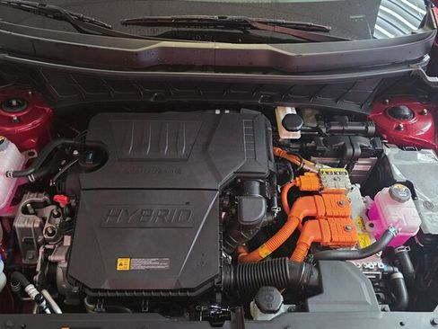 Used 2023 Kia Niro LX image 32