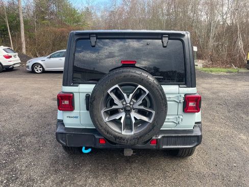 Used 2024 Jeep Wrangler Sport S w/ Convenience Group image 6