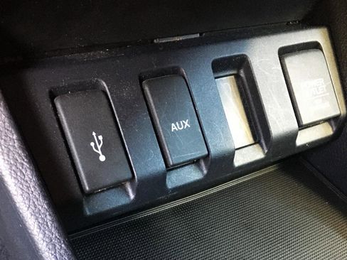 Used 2017 Honda HR-V LX image 25