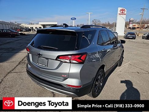 Used 2024 Chevrolet Equinox RS image 3