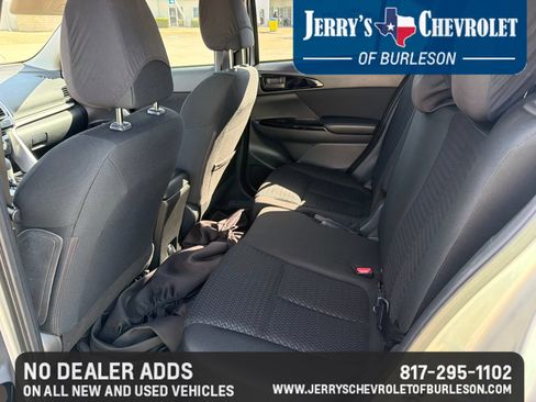 Used 2018 Mitsubishi Eclipse Cross ES FWD image 9