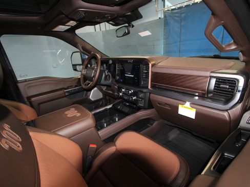 New 2026 Ford F250 King Ranch w/ Chrome Package AWD/4WD image 22