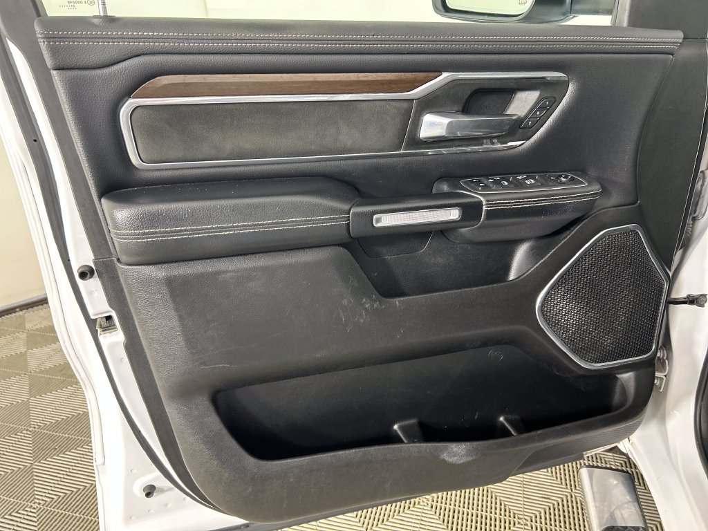 Used 2021 RAM 1500 Laramie AWD/4WD image 12
