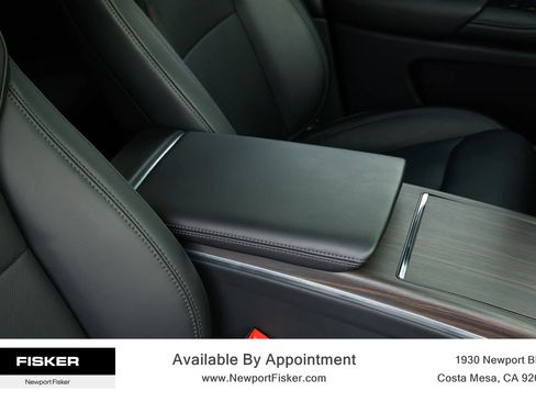 Used 2024 Tesla Model X image 34