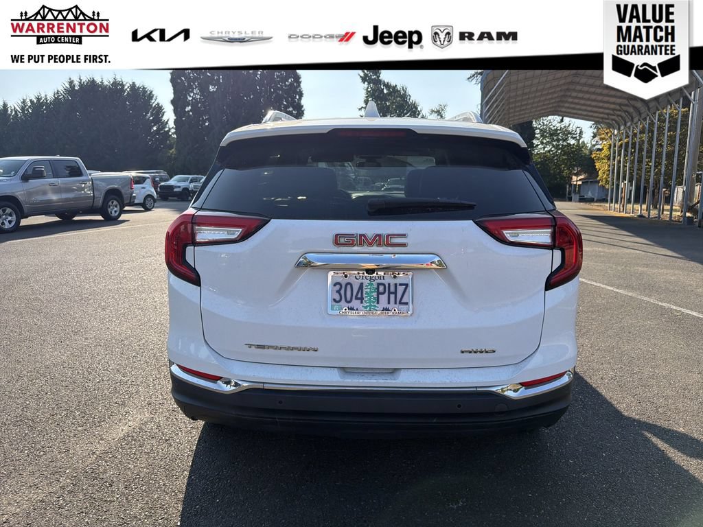 Used 2023 GMC Terrain SLT w/ Tech Package AWD/4WD image 5