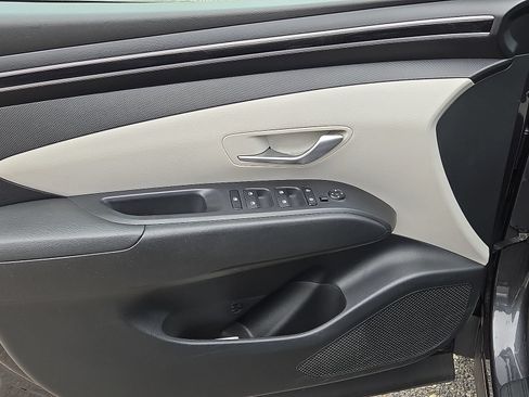 Certified 2024 Hyundai Tucson SEL AWD/4WD image 16