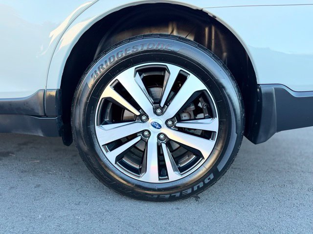 Used 2019 Subaru Outback 2.5i Limited AWD/4WD image 29