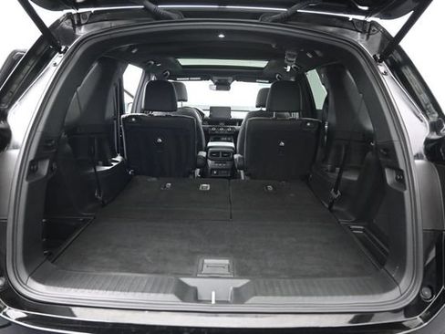 Certified 2025 Honda Pilot TrailSport image 32