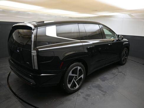 Used 2026 Hyundai Ioniq 9 Calligraphy image 8