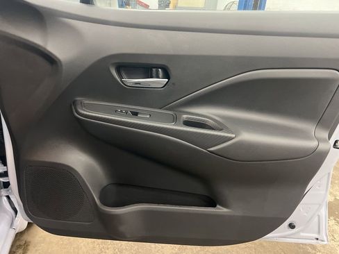 New 2025 Nissan Versa SV image 27