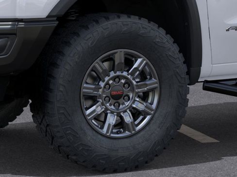 New 2026 GMC Sierra 1500 AT4X w/ LPO, Black Badging Package AWD/4WD image 9