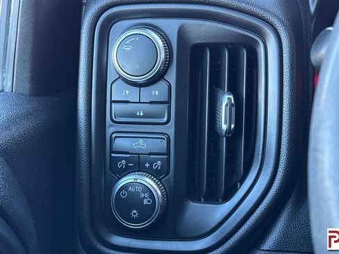 Used 2021 GMC Sierra 3500 4x4 Crew Cab image 29