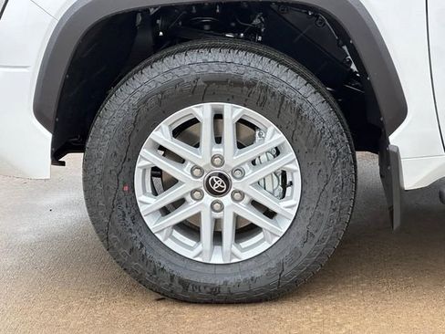 New 2026 Toyota Tundra SR5 AWD/4WD image 9