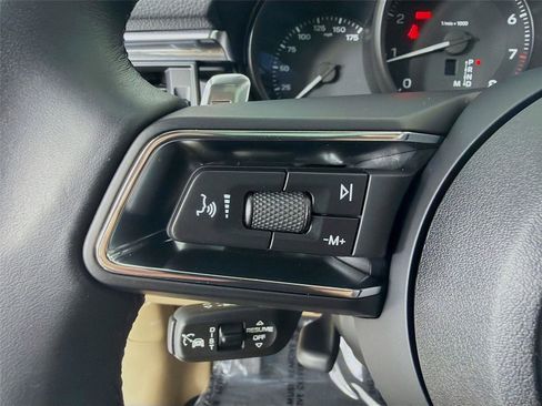 New 2025 Porsche Macan image 13