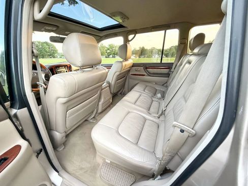 Used 2001 Lexus LX 470 4WD image 64