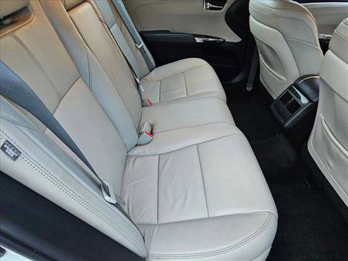 Used 2015 Toyota Avalon XLE Touring FWD image 19
