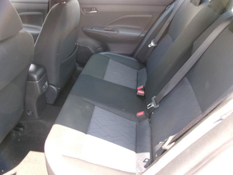 Used 2025 Nissan Versa SV FWD image 9