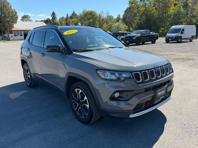 Used 2023 Jeep Compass Limited AWD/4WD image 7