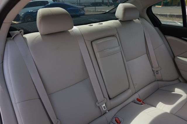 Used 2018 INFINITI Q50 Luxe w/ Cargo Package (L95) RWD image 15