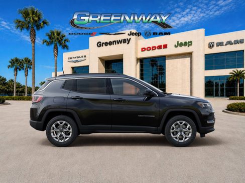New 2026 Jeep Compass Latitude AWD/4WD image 21
