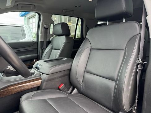 Used 2020 Chevrolet Tahoe LT w/ Luxury Package AWD/4WD image 6