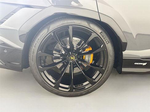Used 2023 Lamborghini Urus S AWD/4WD image 35