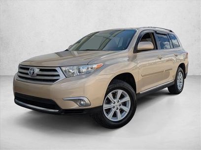Used 2013 Toyota Highlander SE