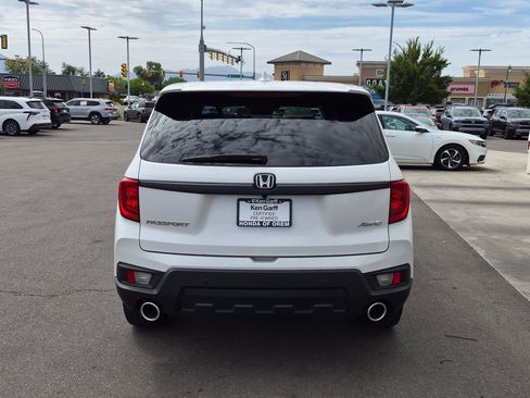 Used 2023 Honda Passport EX-L image 7