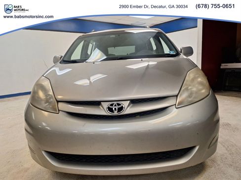 Used 2009 Toyota Sienna FWD image 22