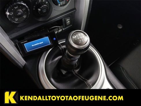 Used 2018 Toyota 86 image 15