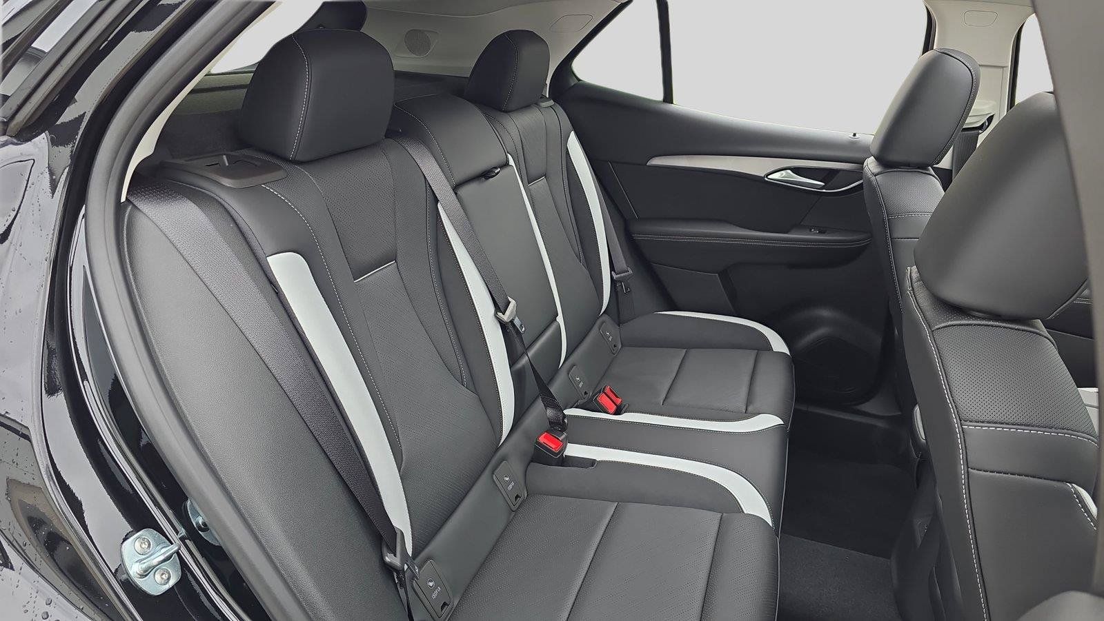 New 2026 Buick Envision Sport Touring AWD/4WD image 17