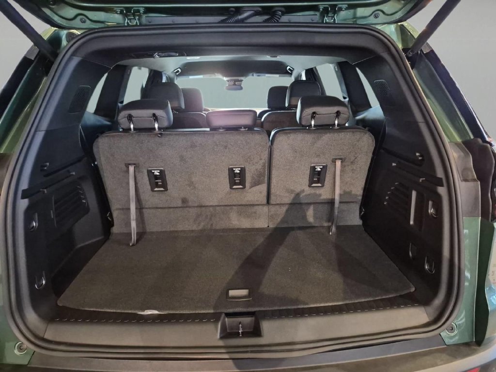 New 2027 GMC Acadia Elevation w/ Black Edition FWD image 21