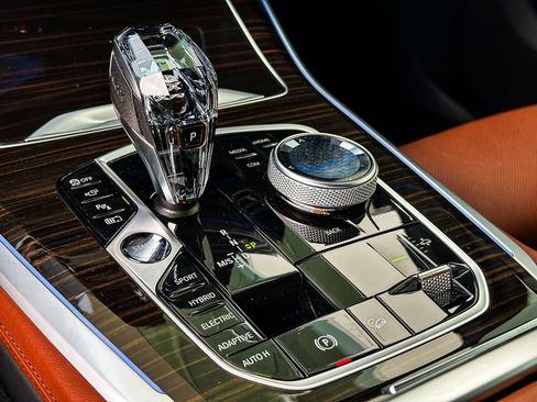 Certified 2023 BMW X5 xDrive45e w/ Executive Package image 17