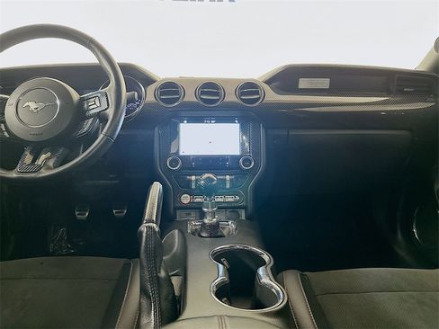 Used 2017 Ford Mustang GT Premium image 28