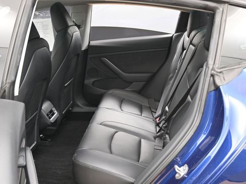 Used 2023 Tesla Model 3 Standard Range image 35