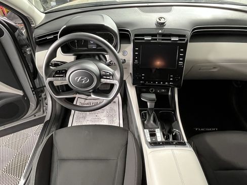 Used 2024 Hyundai Tucson SEL image 11