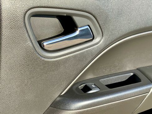 Used 2019 Chevrolet Colorado ZR2 image 54