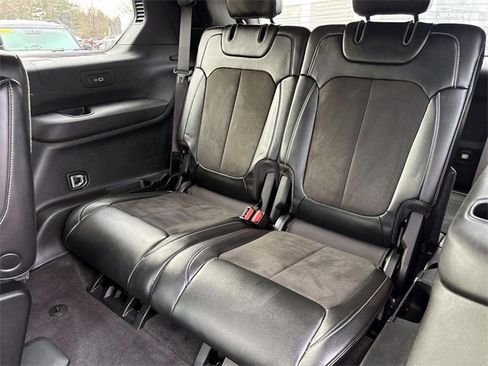 Used 2021 Jeep Grand Cherokee L Laredo image 11