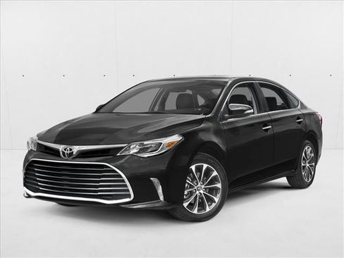 Used 2016 Toyota Avalon XLE FWD image 1